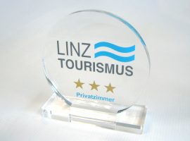 Afișaje acrilice clare